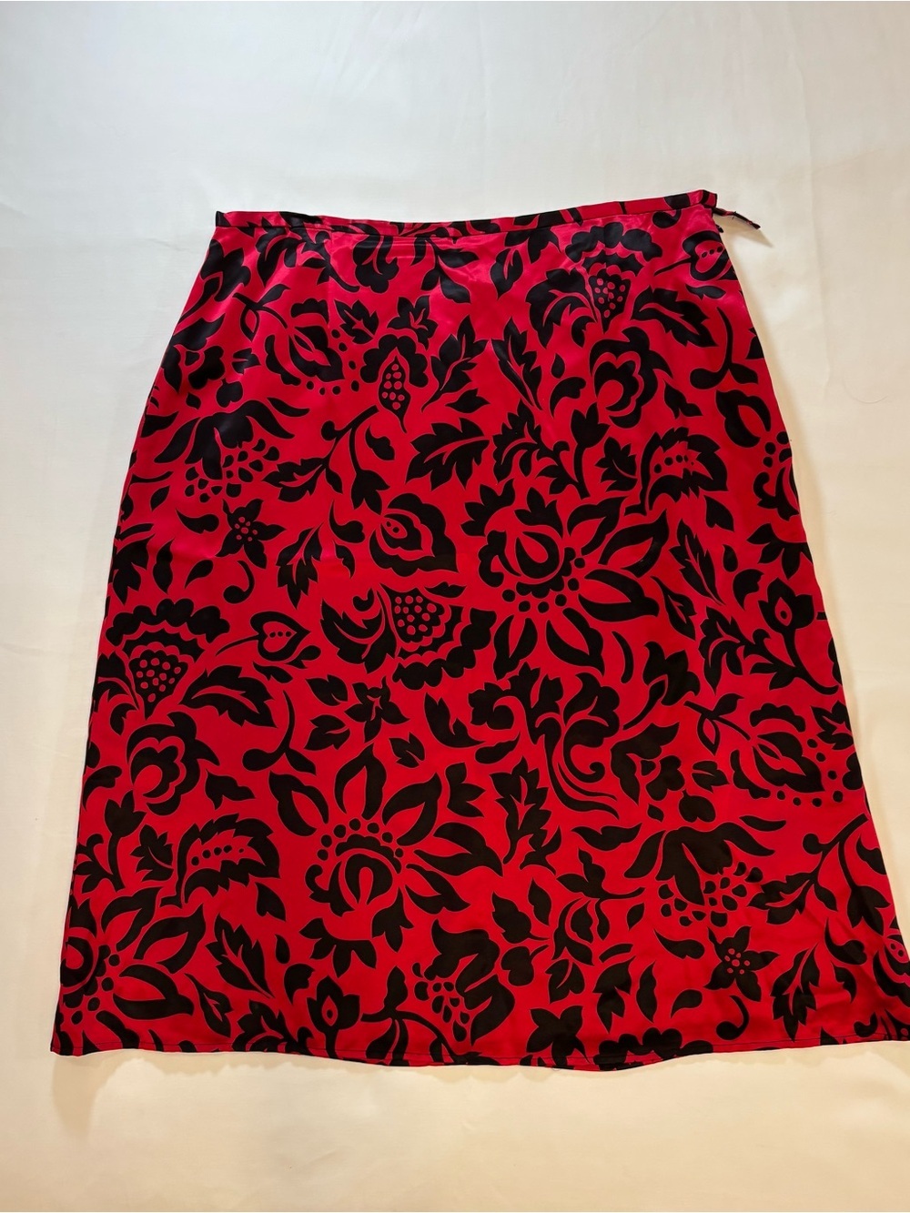 100% silk - Bold Red Floral Midi Skirt with Black Pattern